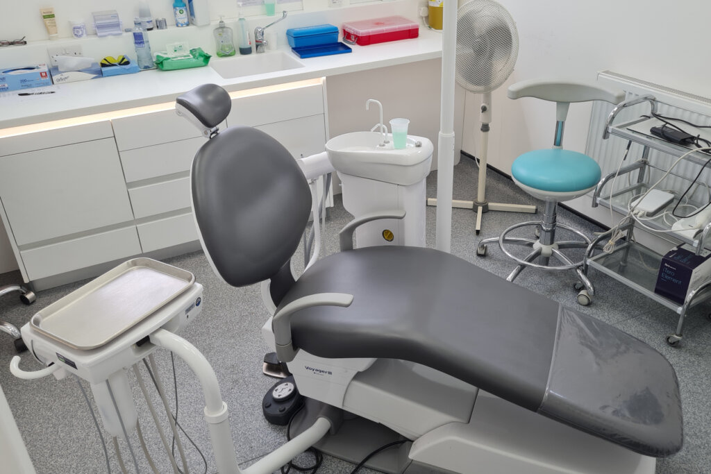 Alexanders-surgery-3-chair