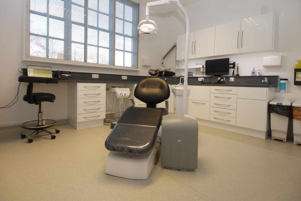 The implant experts surgery chair low angle