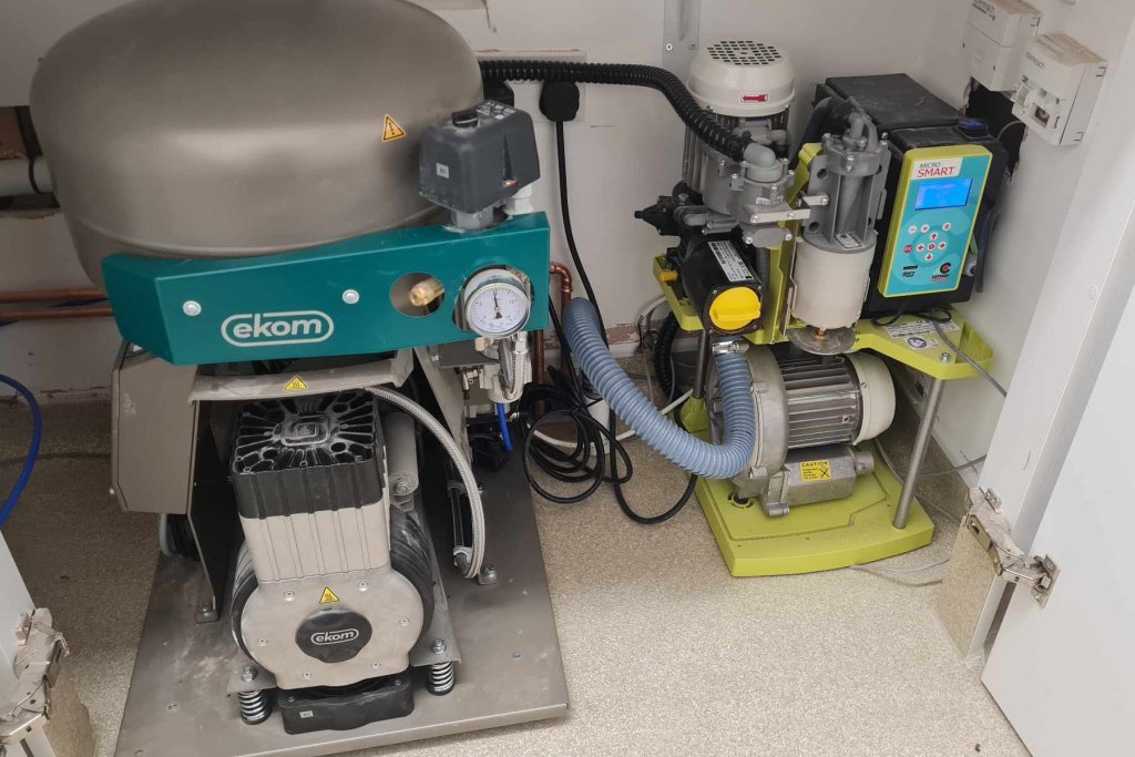 Leto Clinic air compressor and suction pump