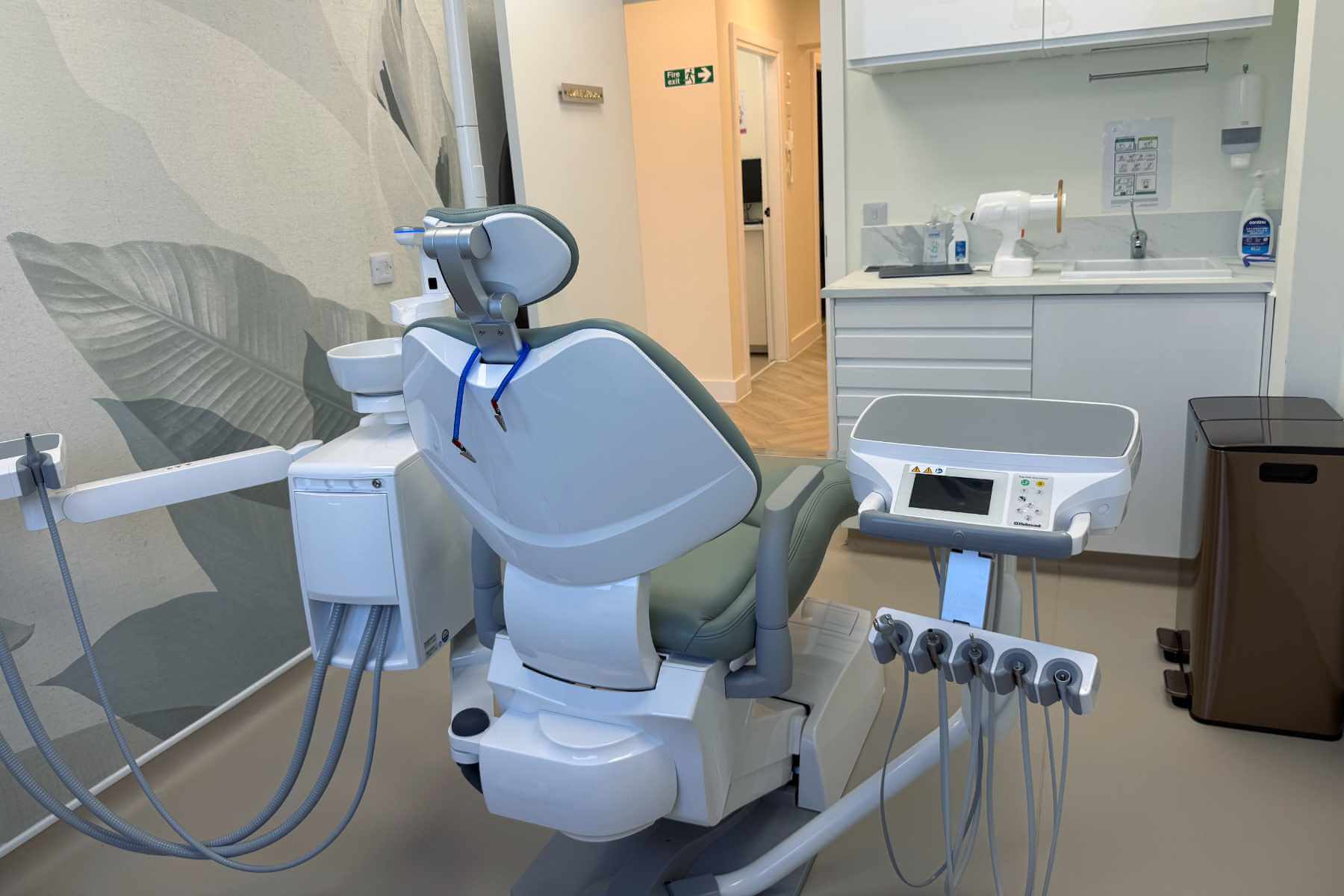 Medica Plus dental surgery chair back