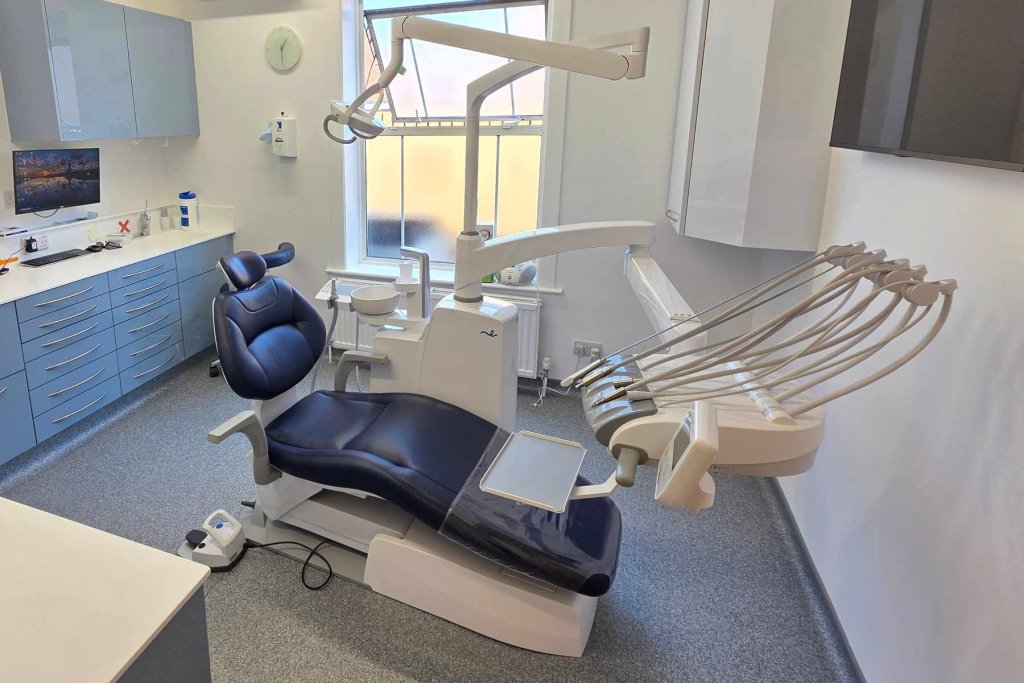 Wash Common dental surgery 3 chair