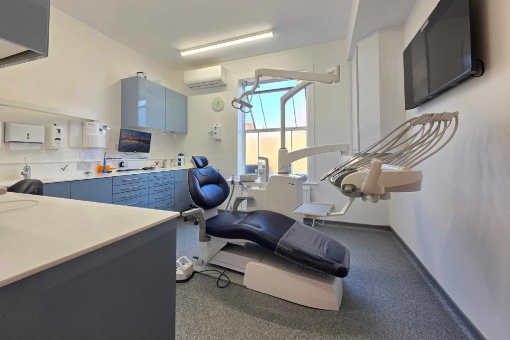 Wash Common dental surgery 3 main