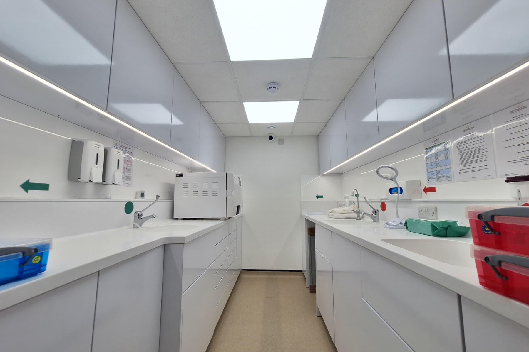 Dentartistry decon room