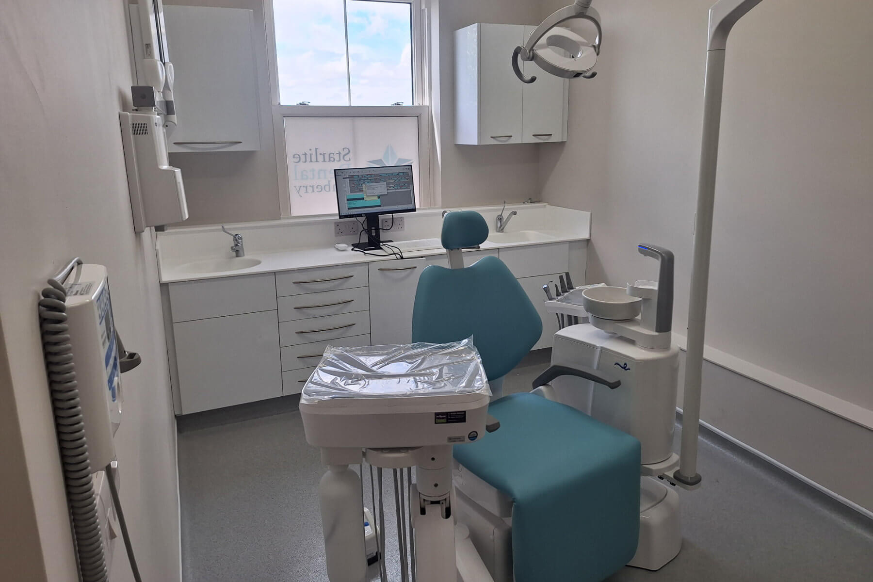 Starlite Dental Surgery 2 chair down