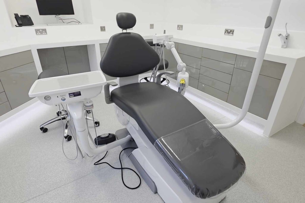 Guildford Orthodontics surgery 1 chair front