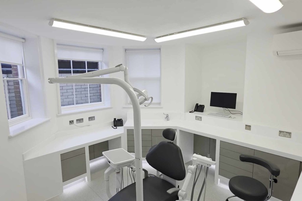 Guildford Orthodontics surgery 1 lights