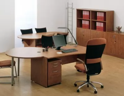 Opto - Panel Leg Wave Desk with 270 Degree Meeting Point