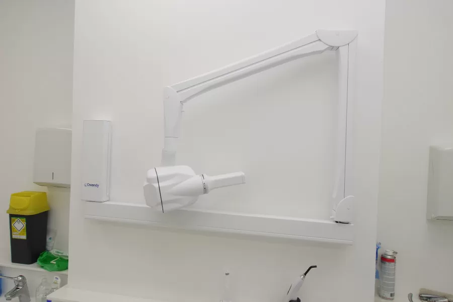 H dental xray unit